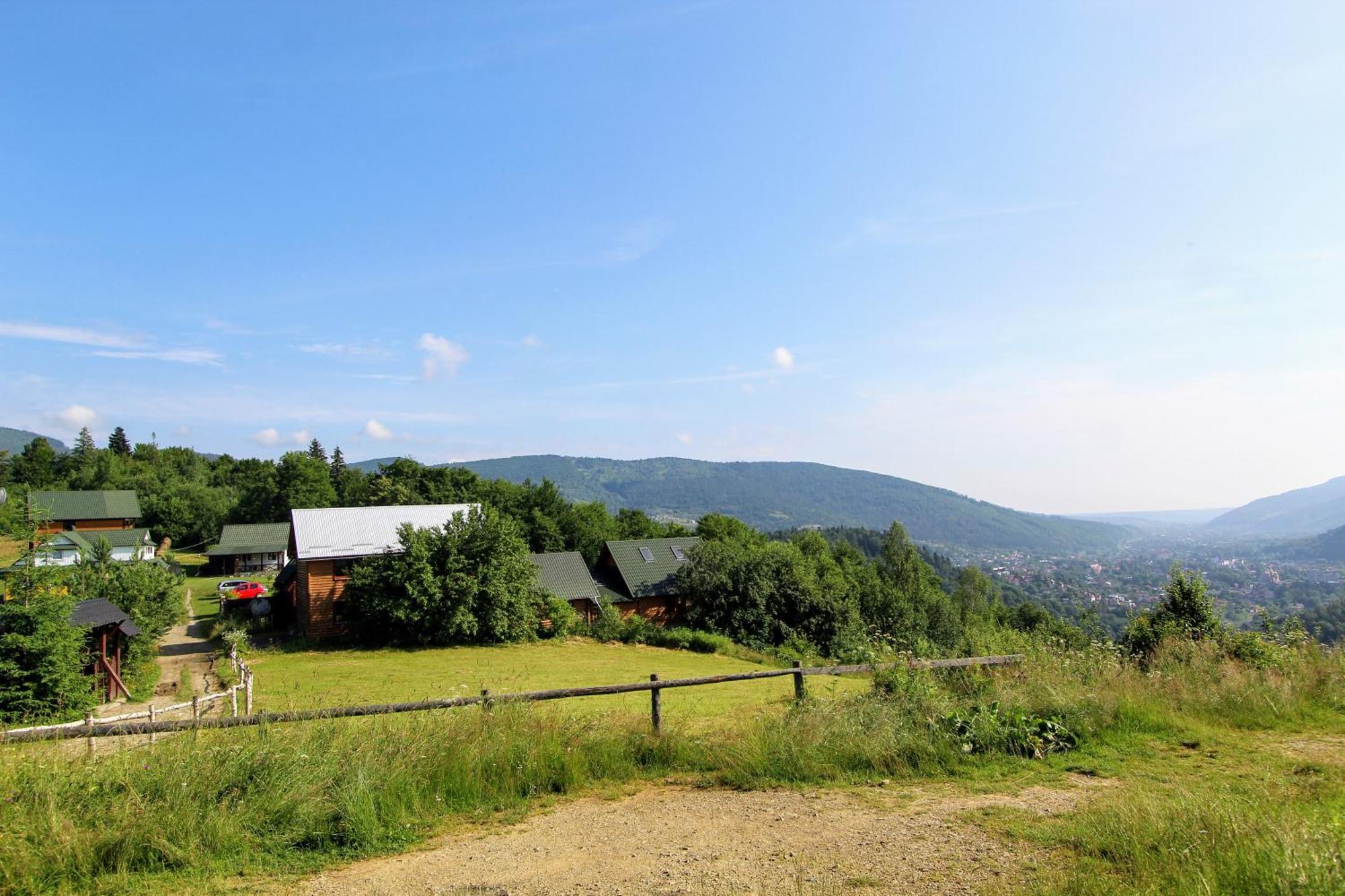 Котедж "Гірський Затишок" Yaremche Luaran gambar