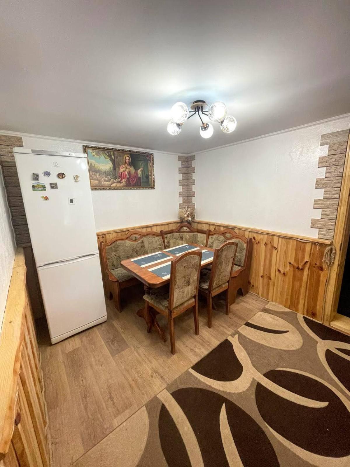 Котедж "Гірський Затишок" Yaremche Luaran gambar